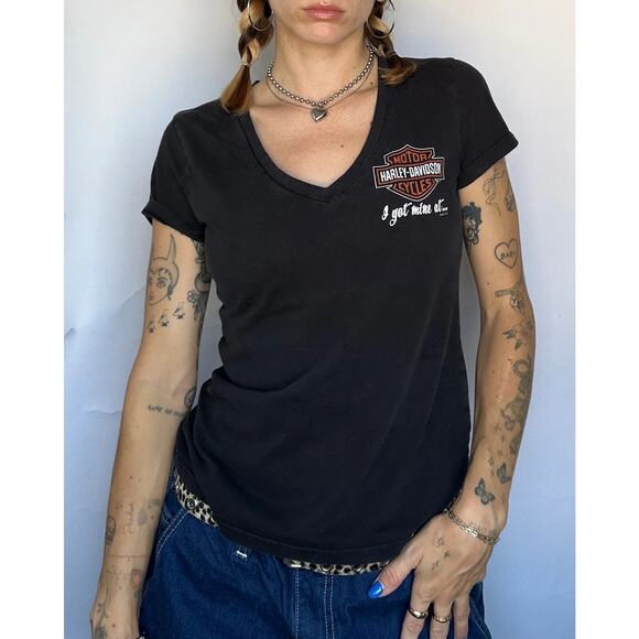 Womens Harley Davidson Cleveland Ohio V Neck Size 1X Black Short Sleeve‎ Guitar - Picture 1 of 10